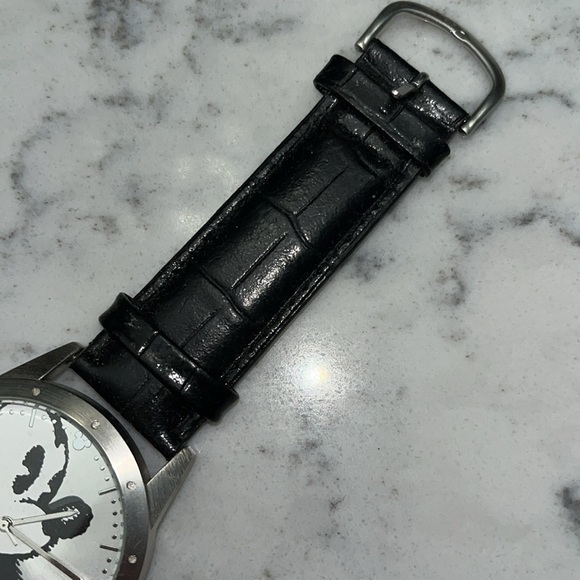 Walt Disney World Magical Mickey Limited Release Watch EUC Like New - Picture 5 of 12